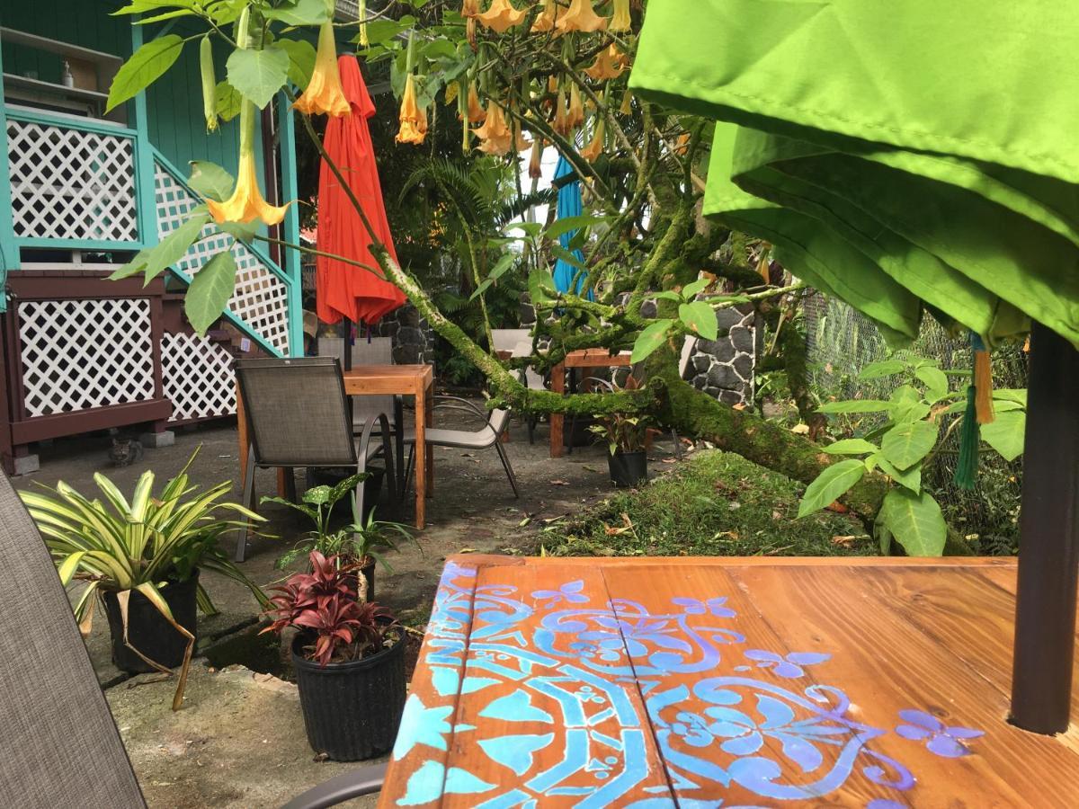 Pahoa Village Hostel Buitenkant foto